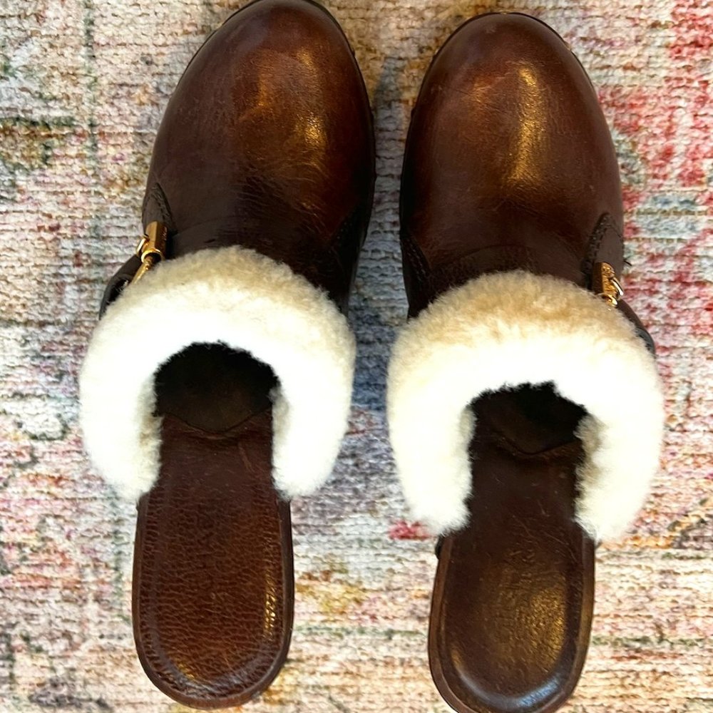 Michael Kors Size 8.5M Brown Leather Faux Fur Studded Mules Clogs Platform Heels
